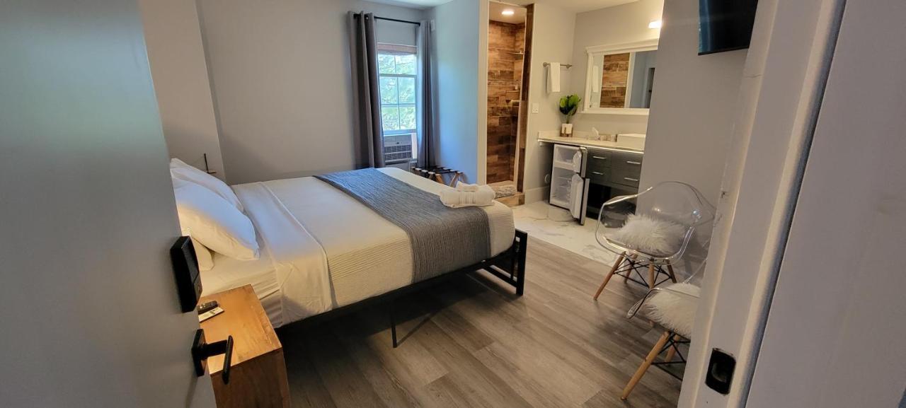 Eagle'S Landing Lodge Custer Εξωτερικό φωτογραφία